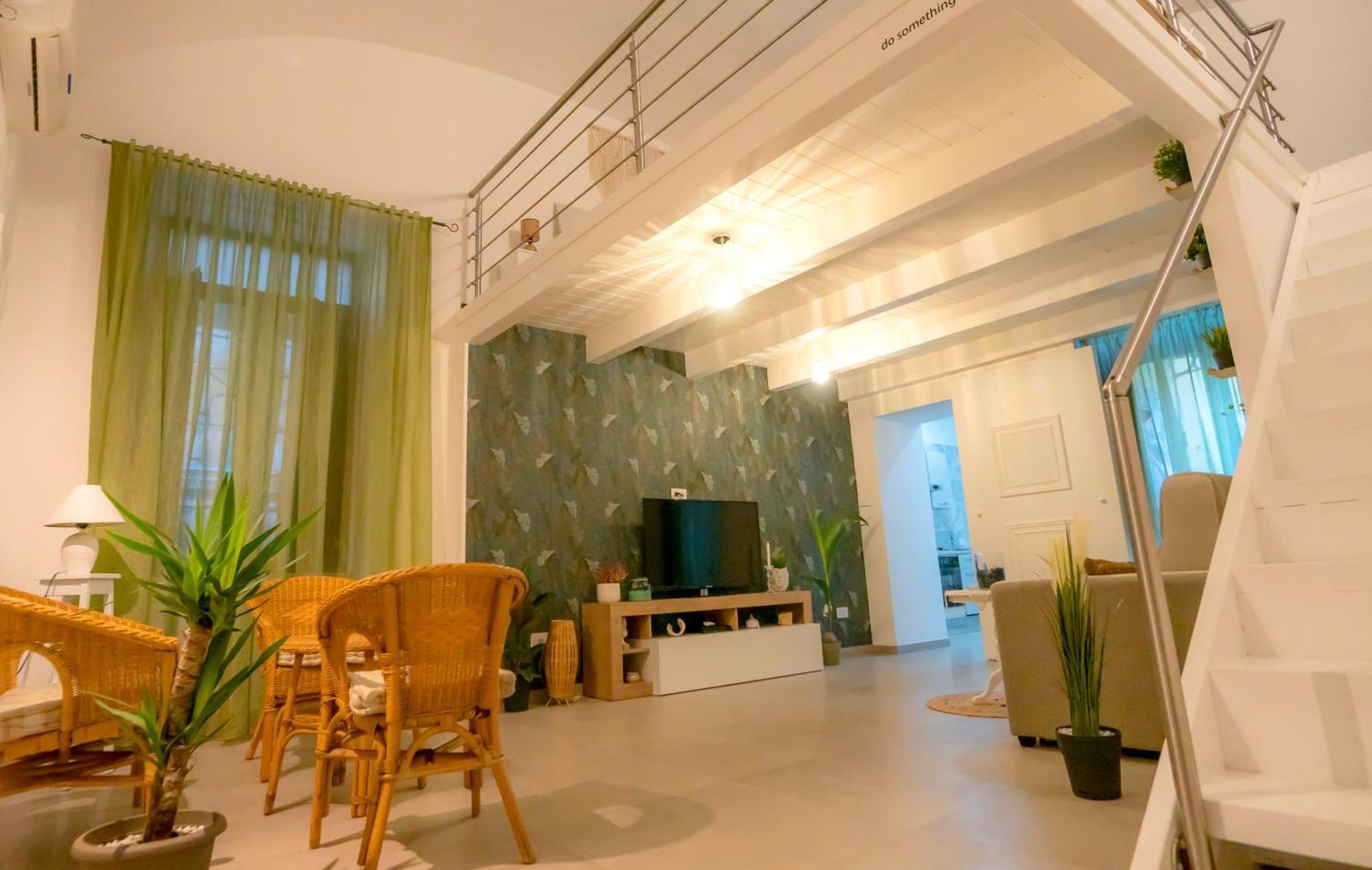 לינה וארוחת בוקר טורה אנונציאטה Palazzo Del Vescovo מראה חיצוני תמונה